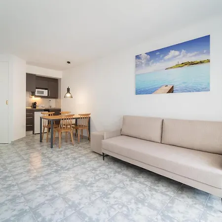 Ferrer Lime Playa De Alcudia Apartment *